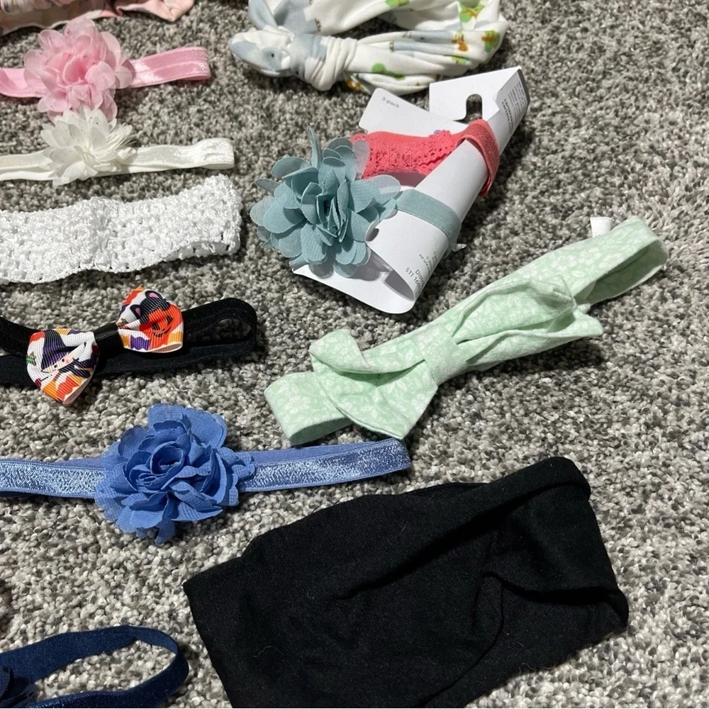 Large Lot Of 47 Baby Girl Headbands Bows & 5 Hats Infant & Toddler Stretch
